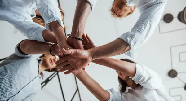 Liderança humanizada: como empatia, vulnerabilidade e crescimento transformam organizações